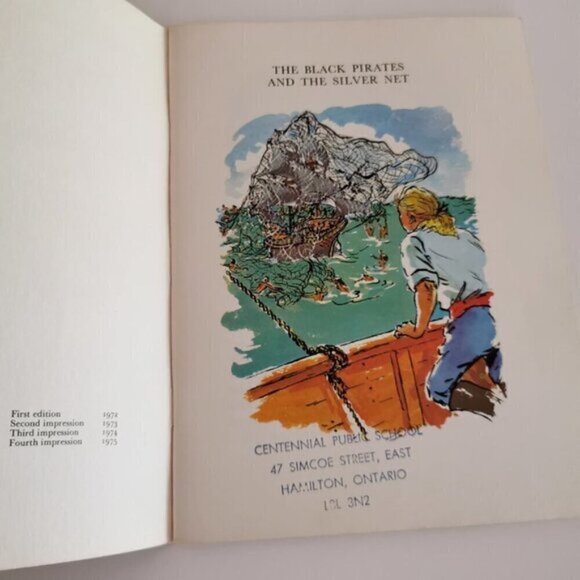 Black Pirates and Silver Net by Sheila McCullagh Student Reader Book 1970s Vtg - Picture 5 of 7